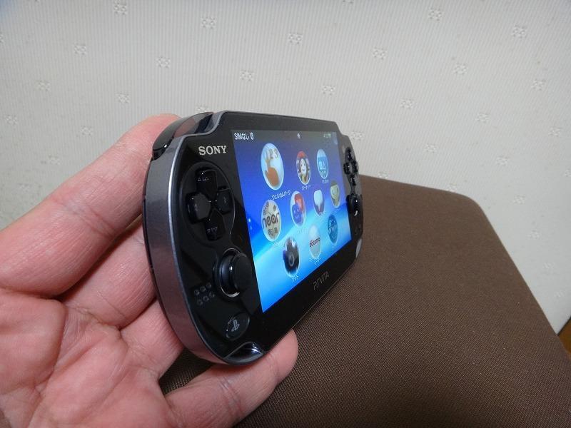 SCE 「PS Vita」 (クリスタル・ブラック 3G/Wi-Fiモデル) レポート2 