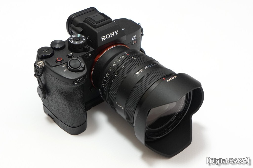 【新品、本物、当店在庫だから安心】 6万円のキャッシュバックに釣られた】SONY「α7R V」を軽く デジタルカメラ